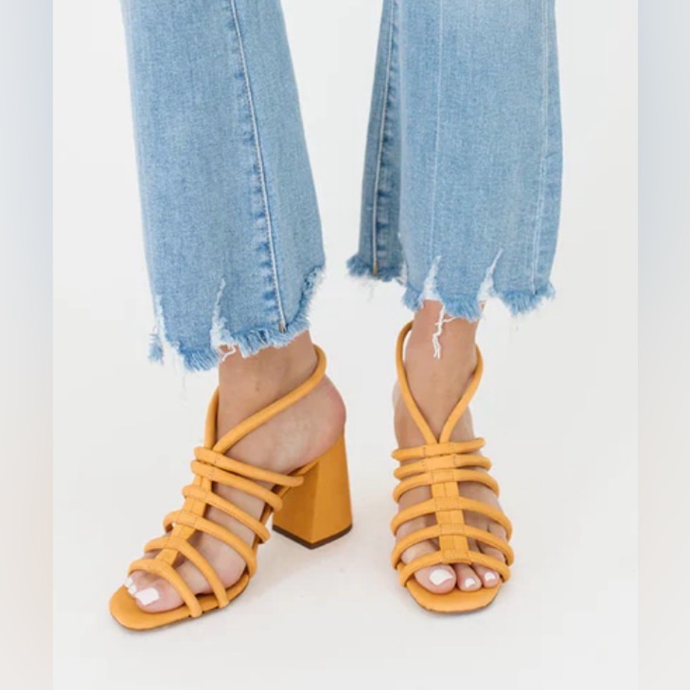 Free People strapped cinched block heel sandals. Leather. Caged style. Yellow 36